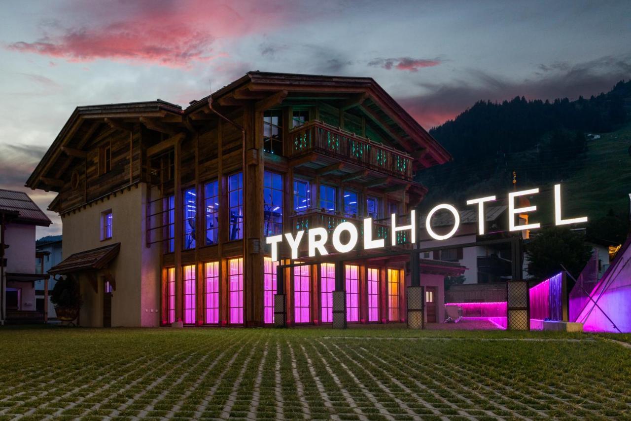 Raffl'S Tyrol Hotel 장크트안톤암아를베르크 외부 사진