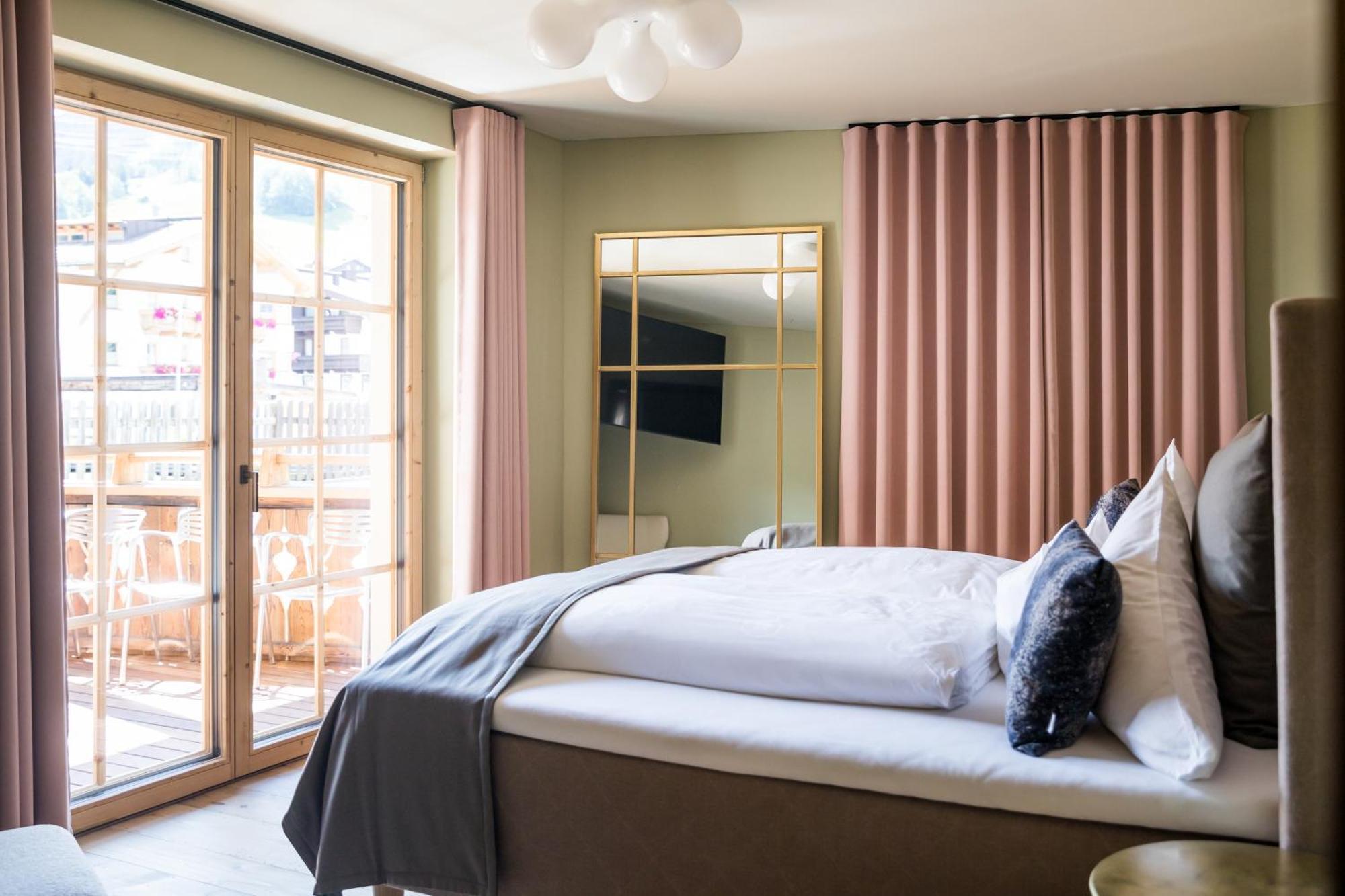 Raffl'S Tyrol Hotel 장크트안톤암아를베르크 외부 사진